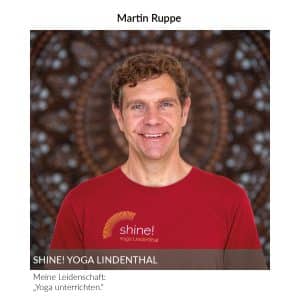 Martin Ruppe Shine Yoga Lindenthal Kachel 100x100