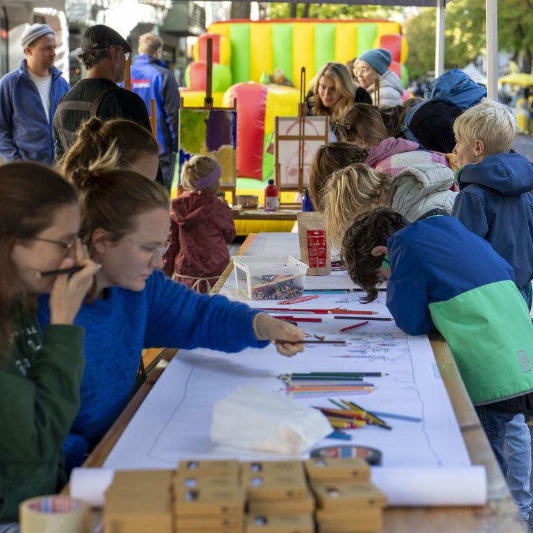 2026 10 10 11 Street Gallery Und Herbstfest 6M20080 Krzysztof Swider @k64photography